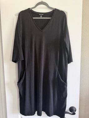 Eileen Fisher Black V-Neck Tunic Dress with Pockets
